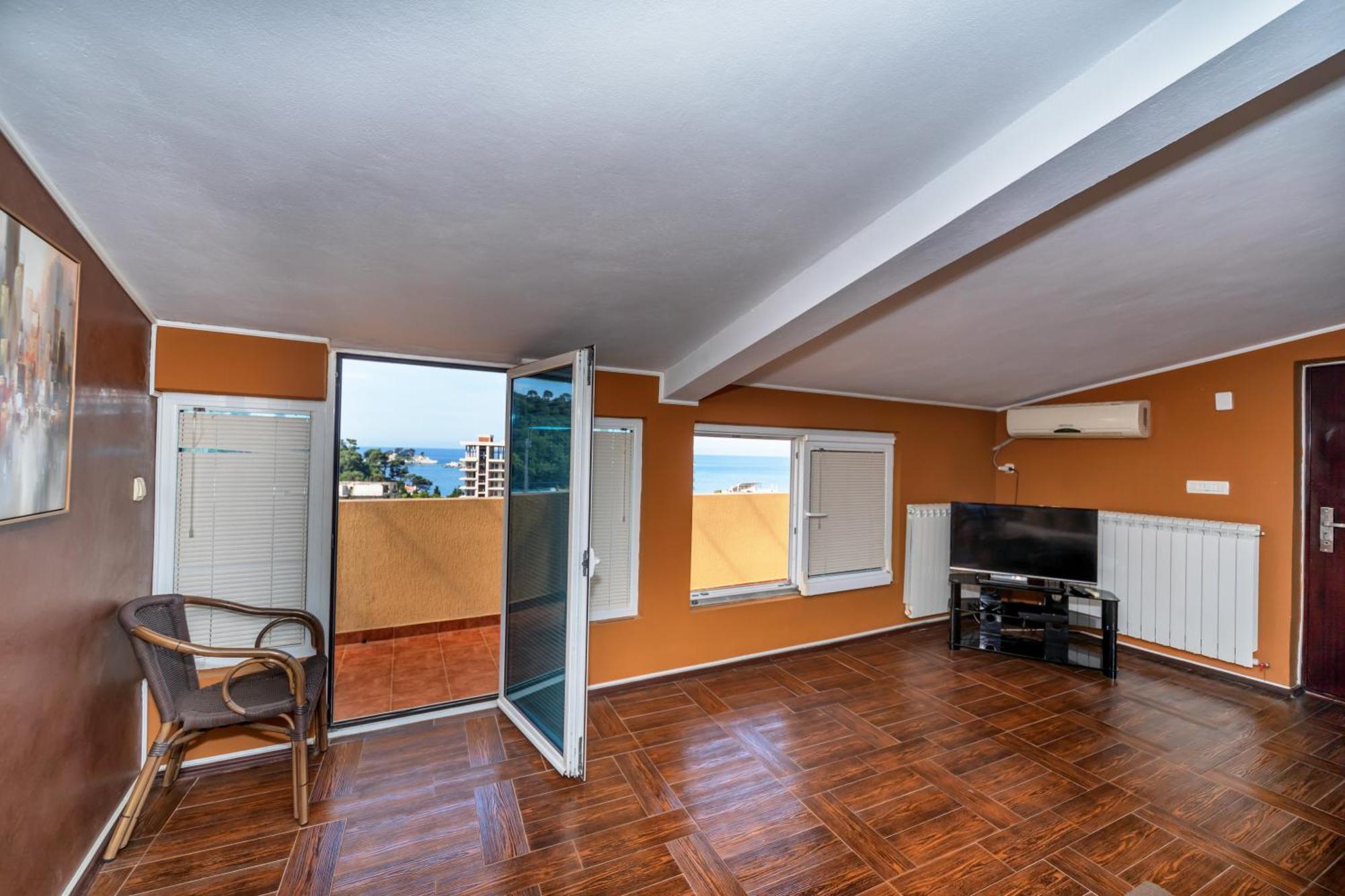 Apartments Pod Lozom With Seaview Petrovac Habitación foto